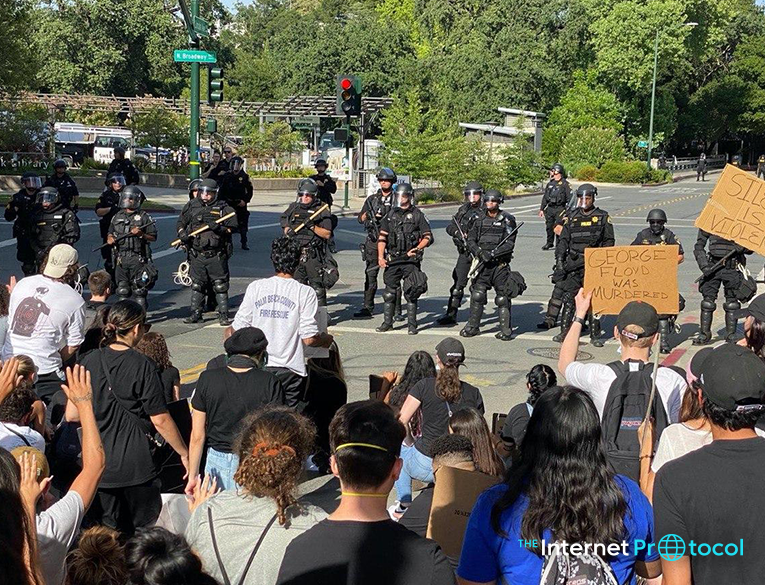 Mass protests in Walnut Creek, California 