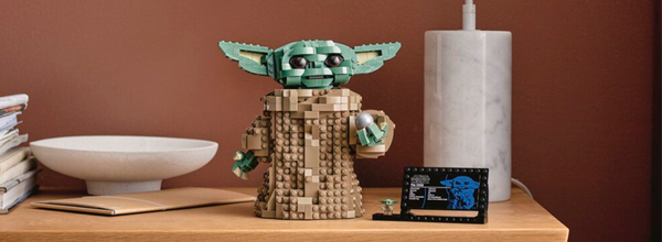 Lego Is Releasing a Baby Yoda Set Just in Time for the Mandalorian Season 2 Premiere